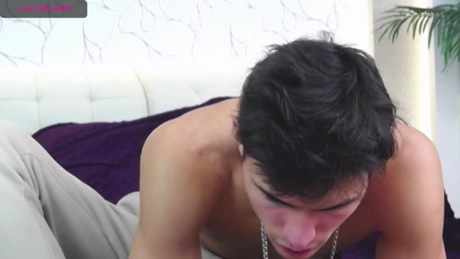 denhummer  28-12-2021 video kiss