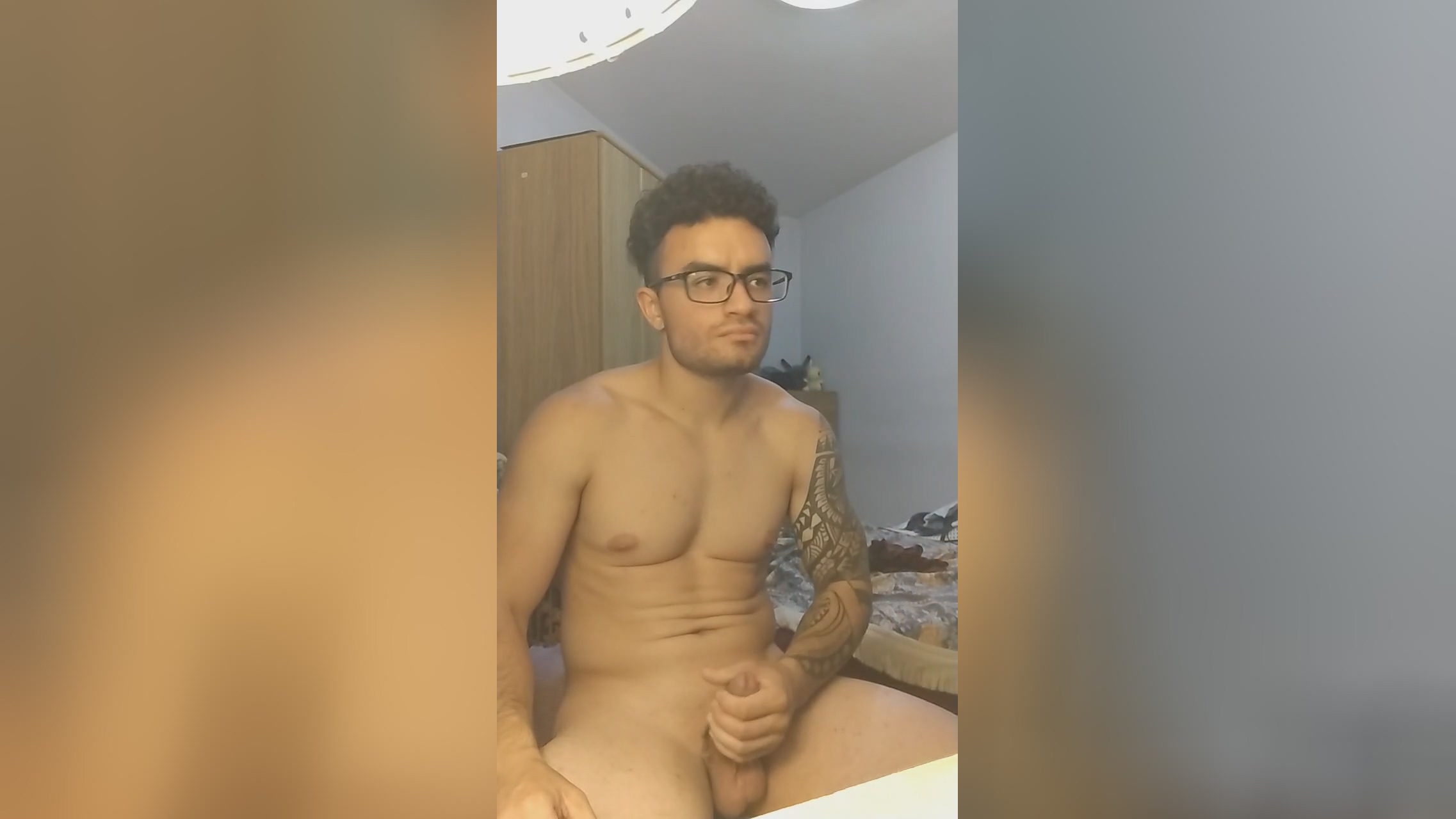 elquetodolove  28-12-2021 Recorded Video kissing