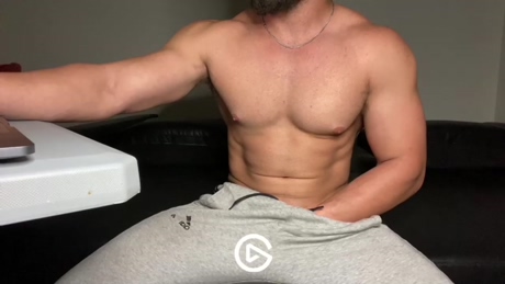 mightbesterling  28-12-2021 video deepthroat