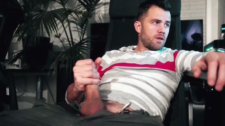 jackoffdude85  30-12-2021 video kissing