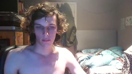 cutehungguy2000  30-12-2021 video kiss