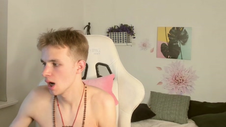 emery_daniels  31-12-2021 video fingers