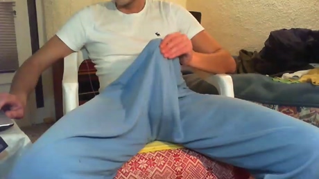 hugeguy  30-12-2021 video Cam