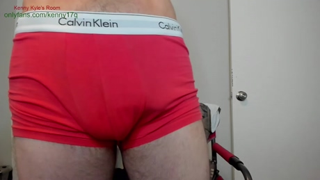 kennykyle  30-12-2021 video kissing