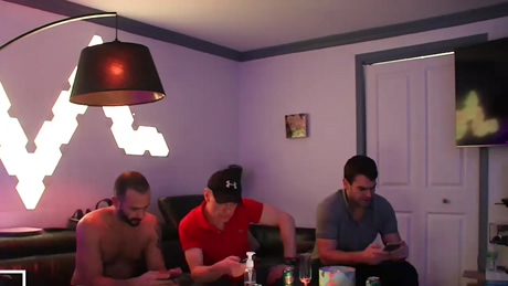flyerstud_mtl  01-01-2022 video naked