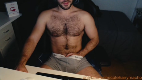 cutehairymacho  01-01-2022 video prettyface