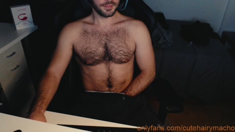 cutehairymacho  03-01-2022 video oral