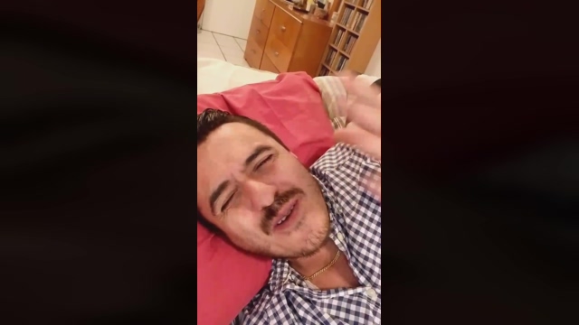 gran_dan  02-01-2022 Recorded Video kissing