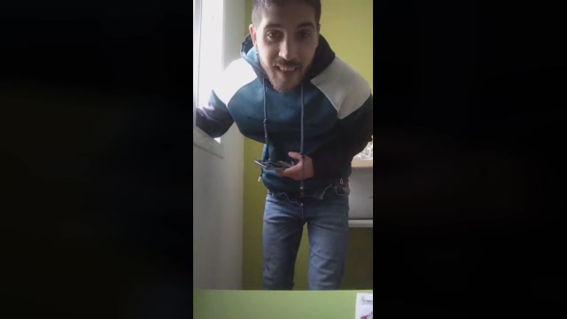 SrZapatones  04-01-2022 Recorded Video kiss