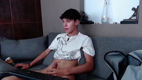 charlythesexyboy  03-01-2022 video ass