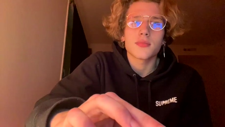 mcsizzler  03-01-2022 video lick