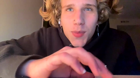 mcsizzler  03-01-2022 video gag