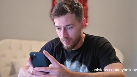 myholiday  03-01-2022 video Naked