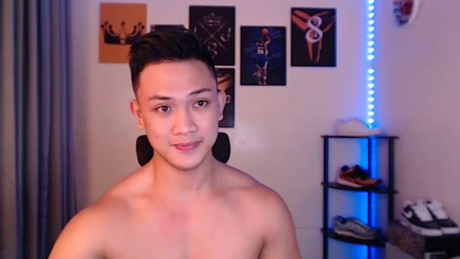 princeadrianx  03-01-2022 video handsome