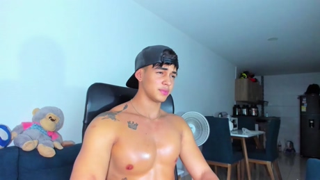 cw_models  05-01-2022 video Webcam