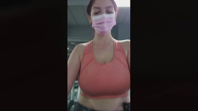 natasha6  05-01-2022 fuckme Females