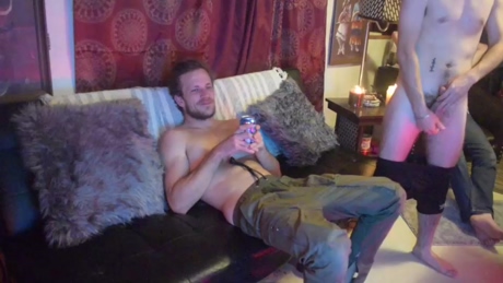 hollandhousestudios  06-01-2022 video sexymale