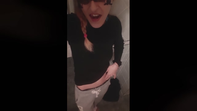 arihafeet 07-01-2022 wank 