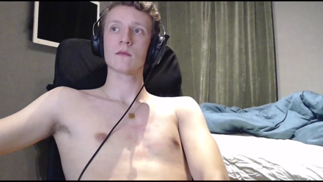 danielthaone  06-01-2022 video suckshow