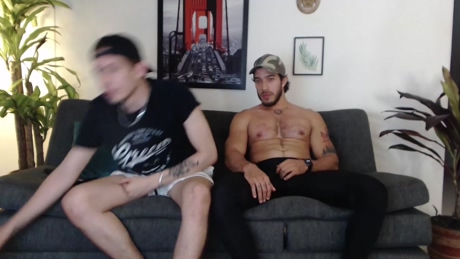 fratguysonline  07-01-2022 video sexy