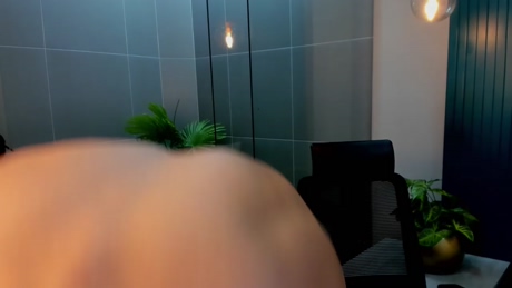 noha_miler  08-01-2022 video bigdick