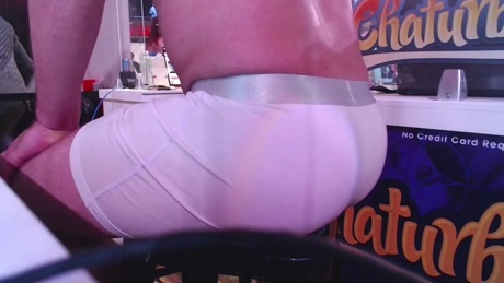 tomchristiancb  08-01-2022 video handsome