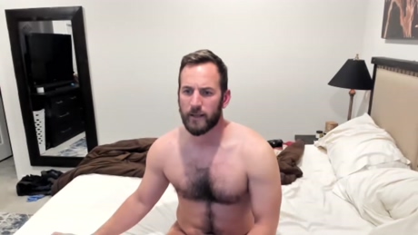 benny_bee  09-01-2022 video striptease