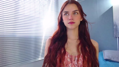 grettabenett 09-01-2022 strip - CamsWeb