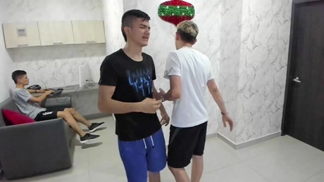 bisexlife_hot  10-01-2022 video yummy