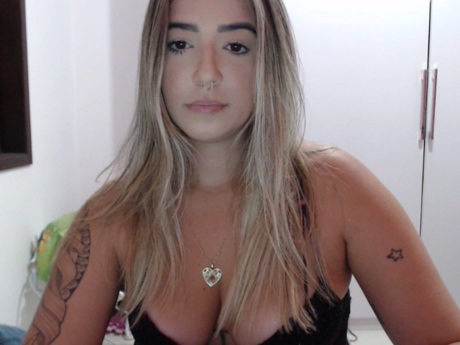 nicolettefun  11-01-2022 spanking Females