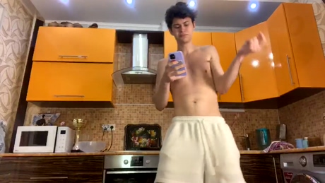 your_cute_friend  10-01-2022 video bicurious