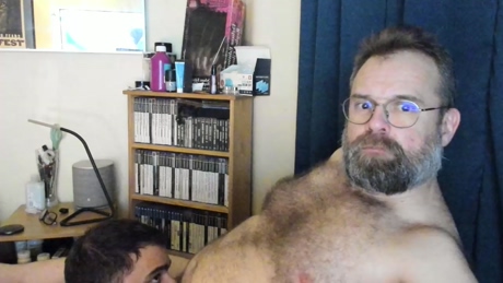 ldn_apes  12-01-2022 video gag