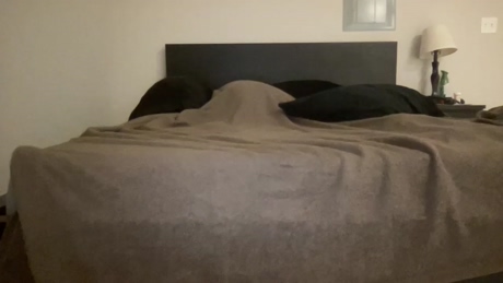 sexy18stud  12-01-2022 video orgasm