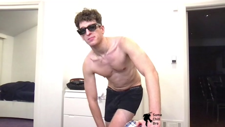 somechillbro  11-01-2022 video suckcock