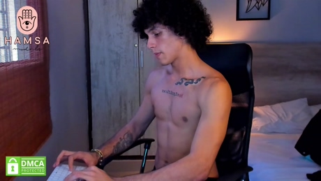 curly_sam  13-01-2022 video striptease