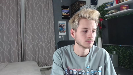 freddy_star  14-01-2022 video kissing