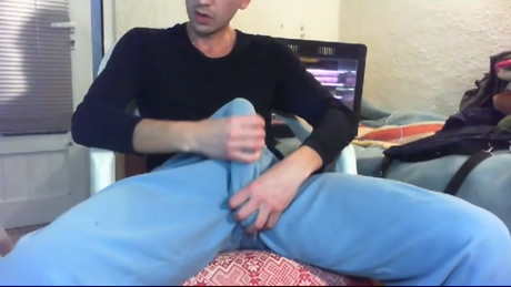 hugeguy  15-01-2022 video suckcock