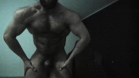 heavenlymuscledbeast  16-01-2022 video suck