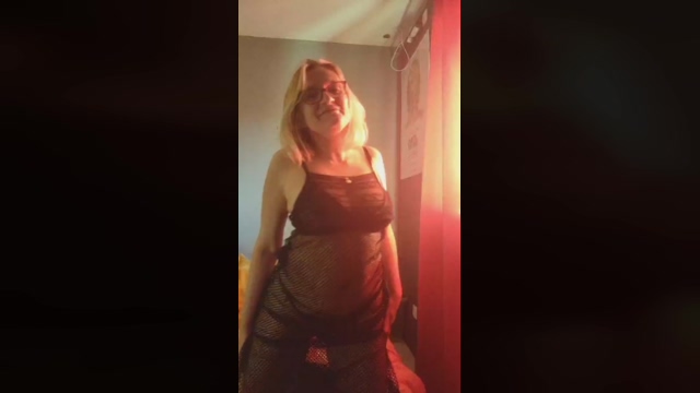 LADY_CHARLYNE 17-01-2022 striptease 