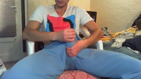 hugeguy  22-01-2022 video nude