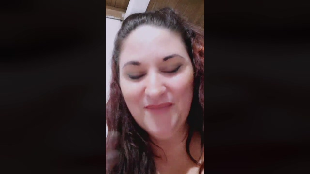 MorenaDarkkhot 24-01-2022 horny 