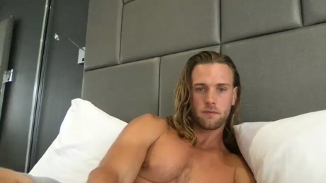 courtney981  24-01-2022 video suck