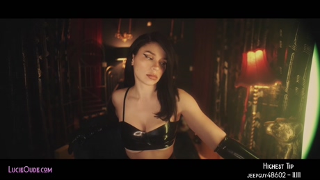 lucieoude_ 24-01-2022 tits 