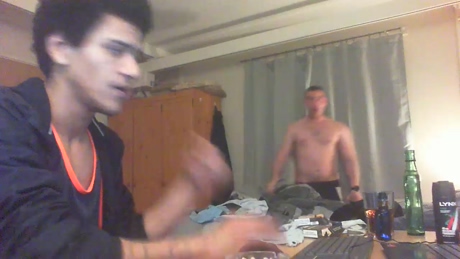 ukstr8boi  23-01-2022 video Show