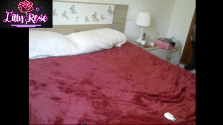 Lillyshowgirl 24-01-2022 sexyfeet 