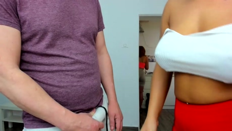 sarahadams  25-01-2022 Topless Couples