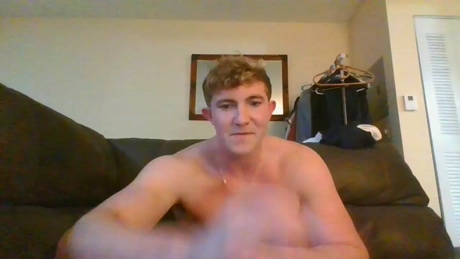 wonderlustmuscle  25-01-2022 video kissing