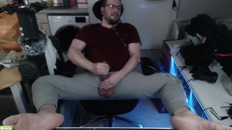 trojanbrit  26-01-2022 video fuckme