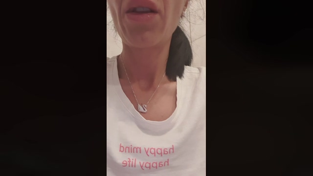 Hottcouple87 28-01-2022 sucktits 