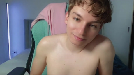 Aarontwink2